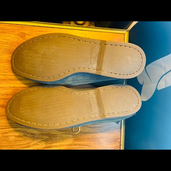 Used Sperry’s - Picture 3 of 4